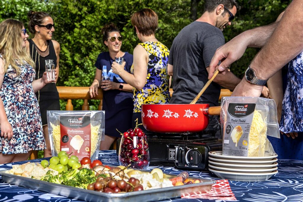 sos fondue-fondue au fromage en été-terrasse